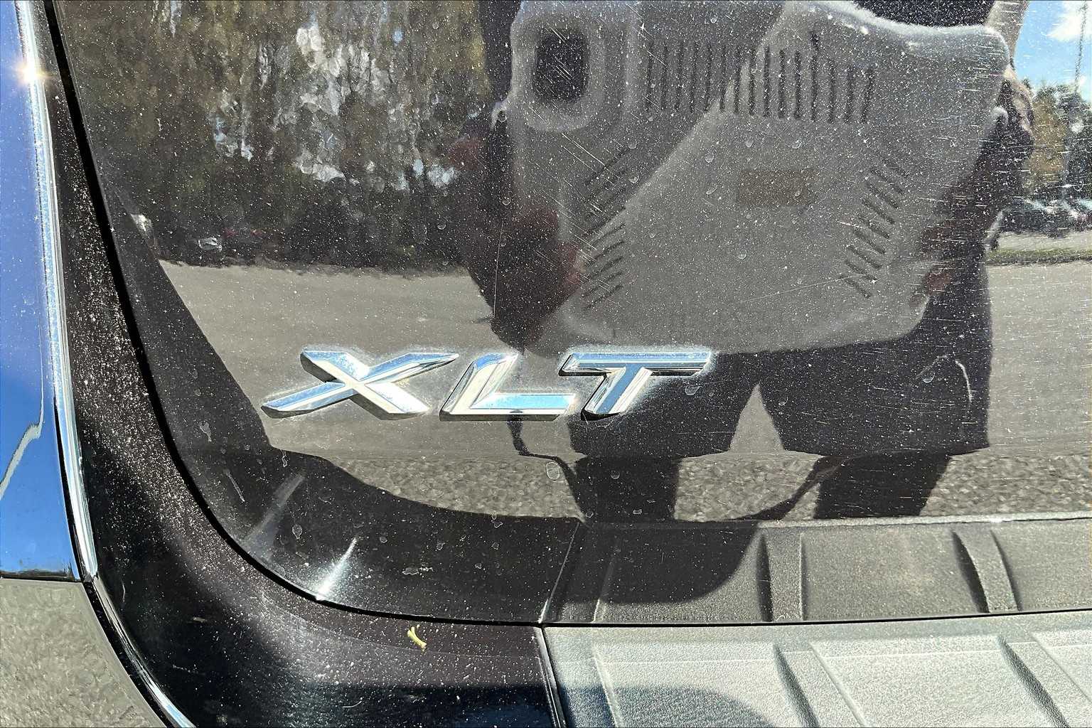 2022 Ford Explorer XLT photo 24