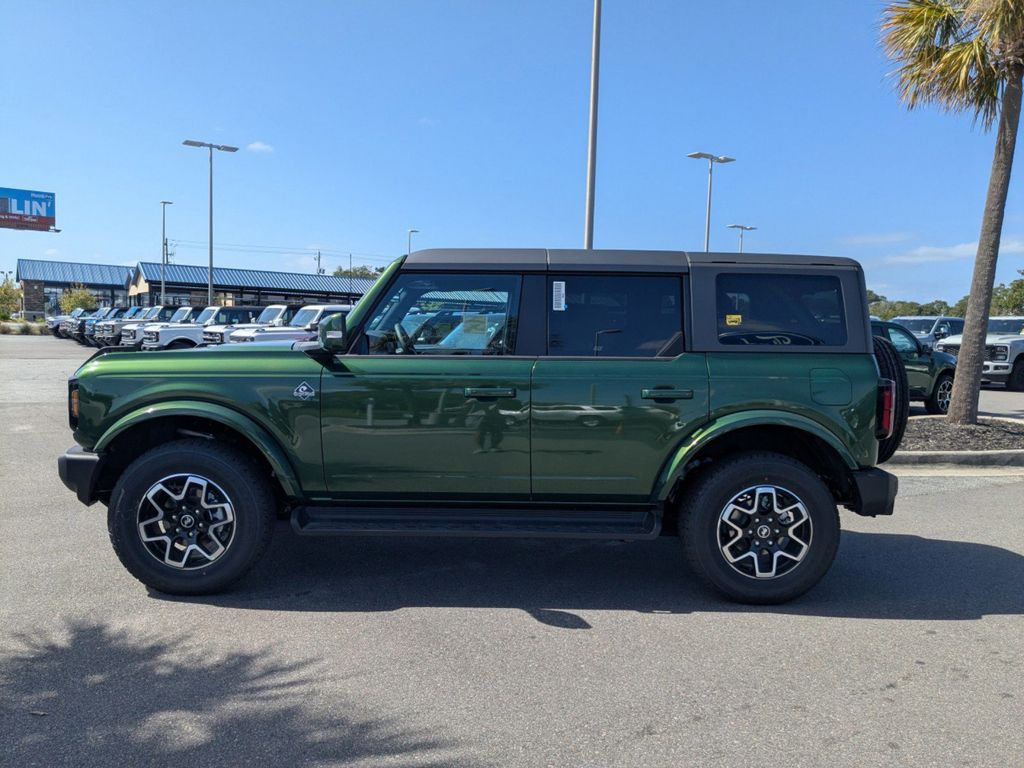 2025 Ford Bronco Outer Banks photo 7