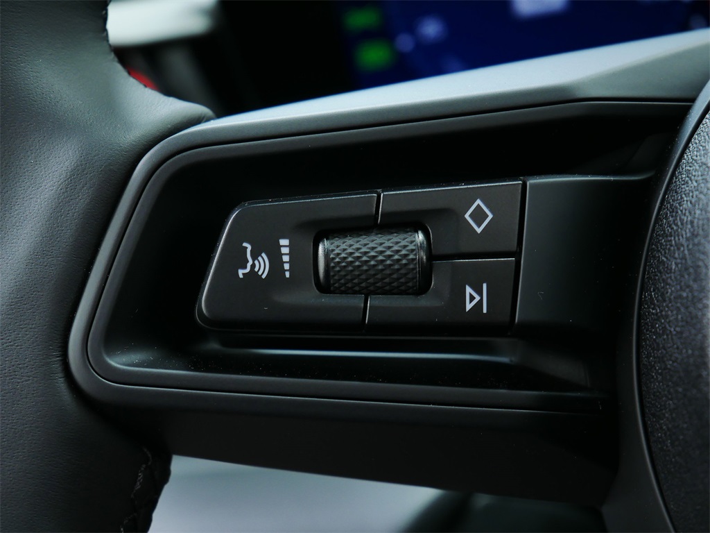 2025 Porsche Macan Electric 4 photo 20