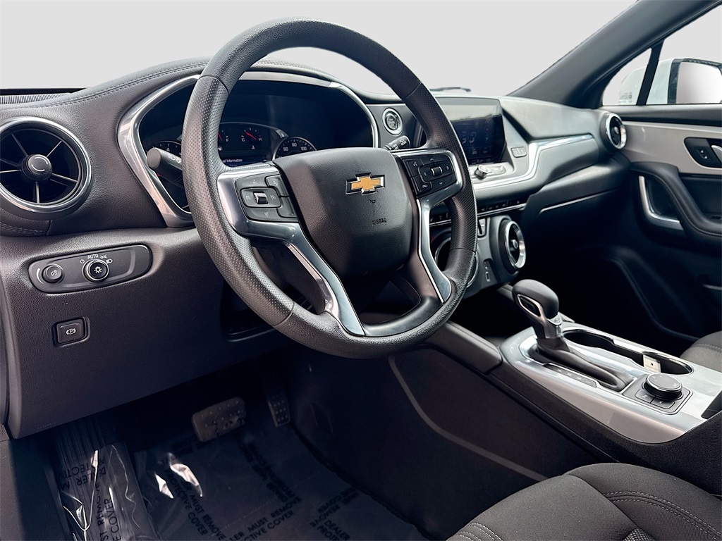 2022 Chevrolet Blazer 2LT photo 9