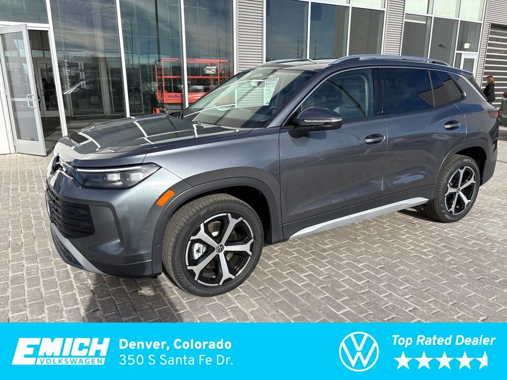 2026 Volkswagen Tiguan SE's photo
