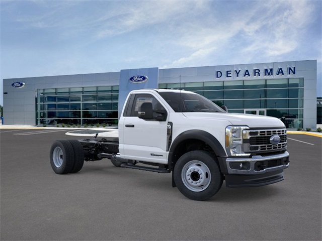 2025 Ford F-600 photo 7