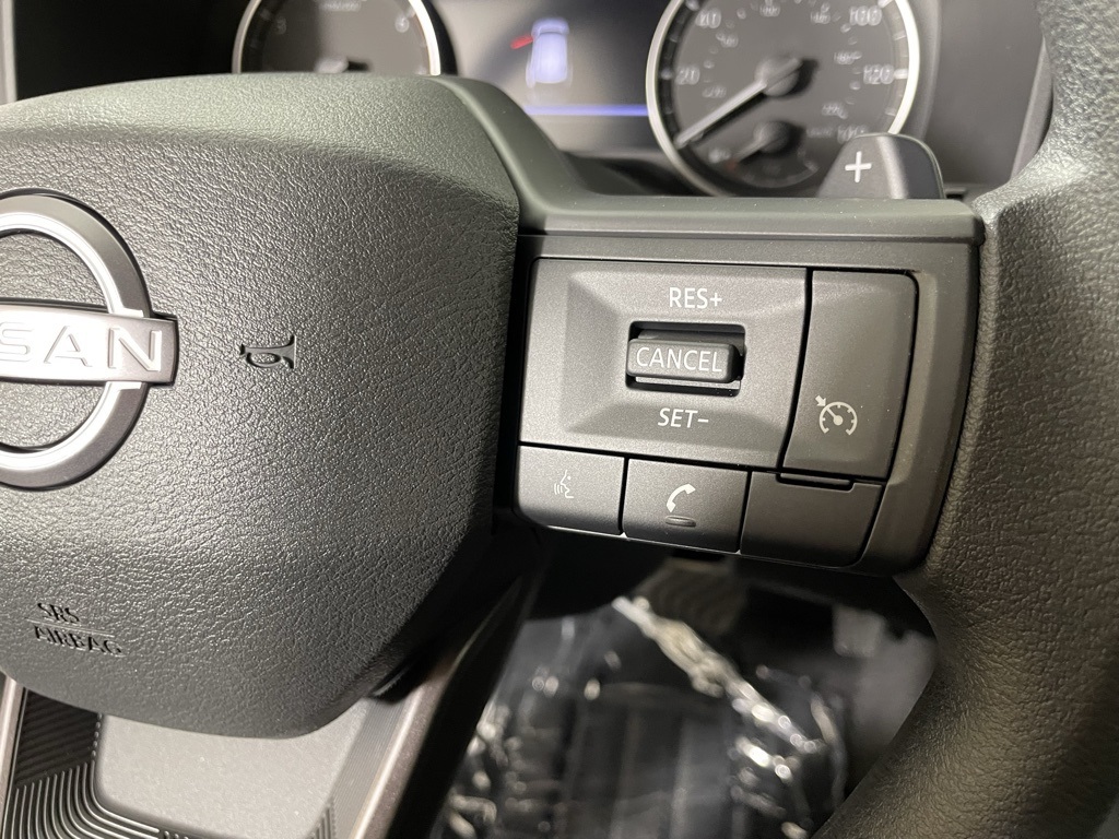 2025 Nissan Rogue S photo 20
