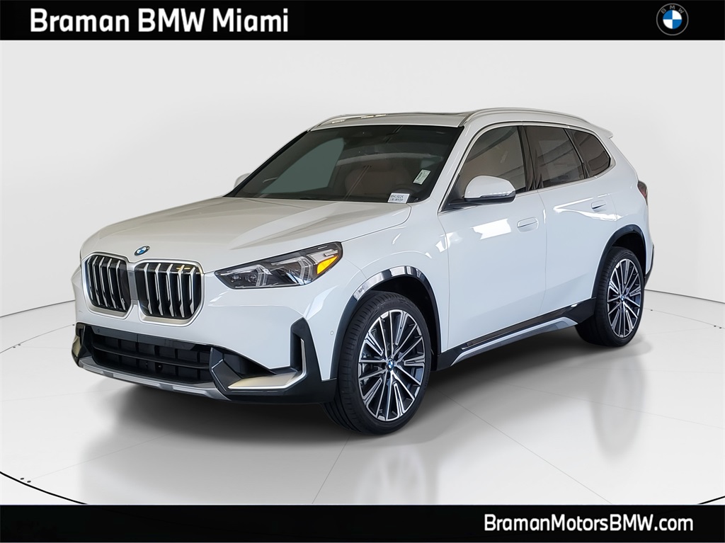 2026 BMW X1 28i's photo