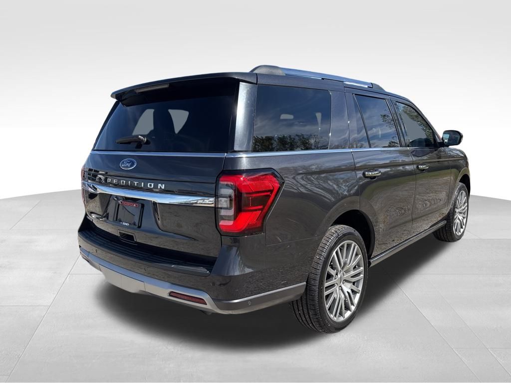 2022 Ford Expedition Limited photo 4