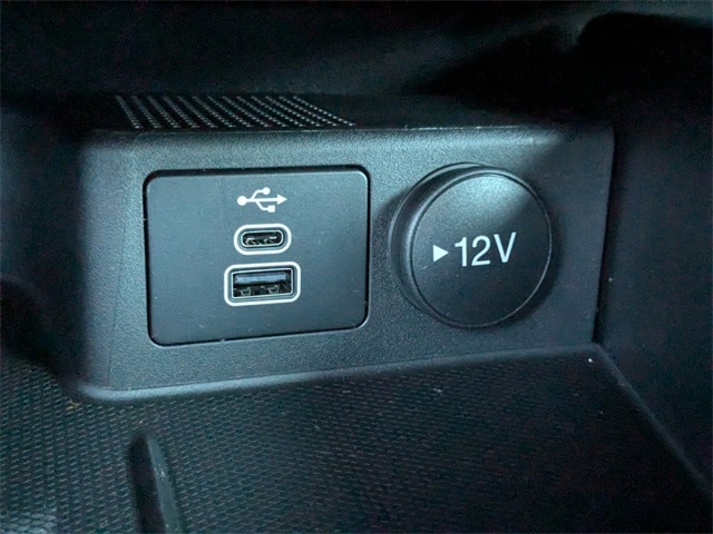 2025 Ford Escape ST-Line photo 21