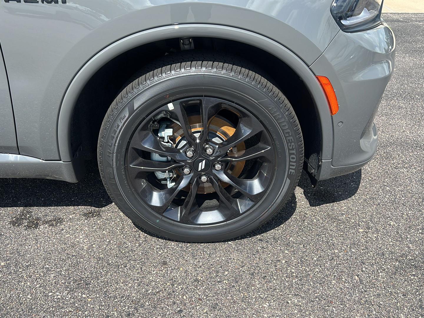 2025 Dodge Durango R/T Premium photo 9