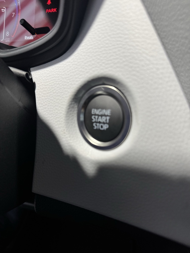 2025 Toyota Corolla SE photo 29