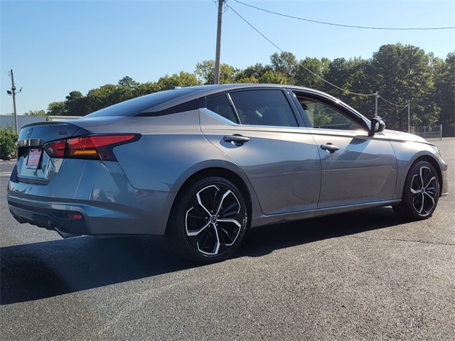 2024 Nissan Altima 2.5 SR photo 3
