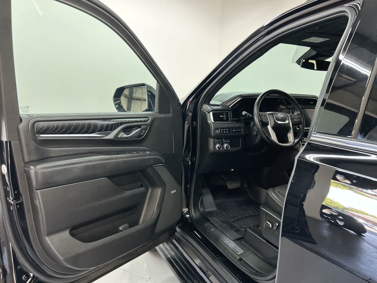 2023 Gmc Yukon XL Denali photo 12