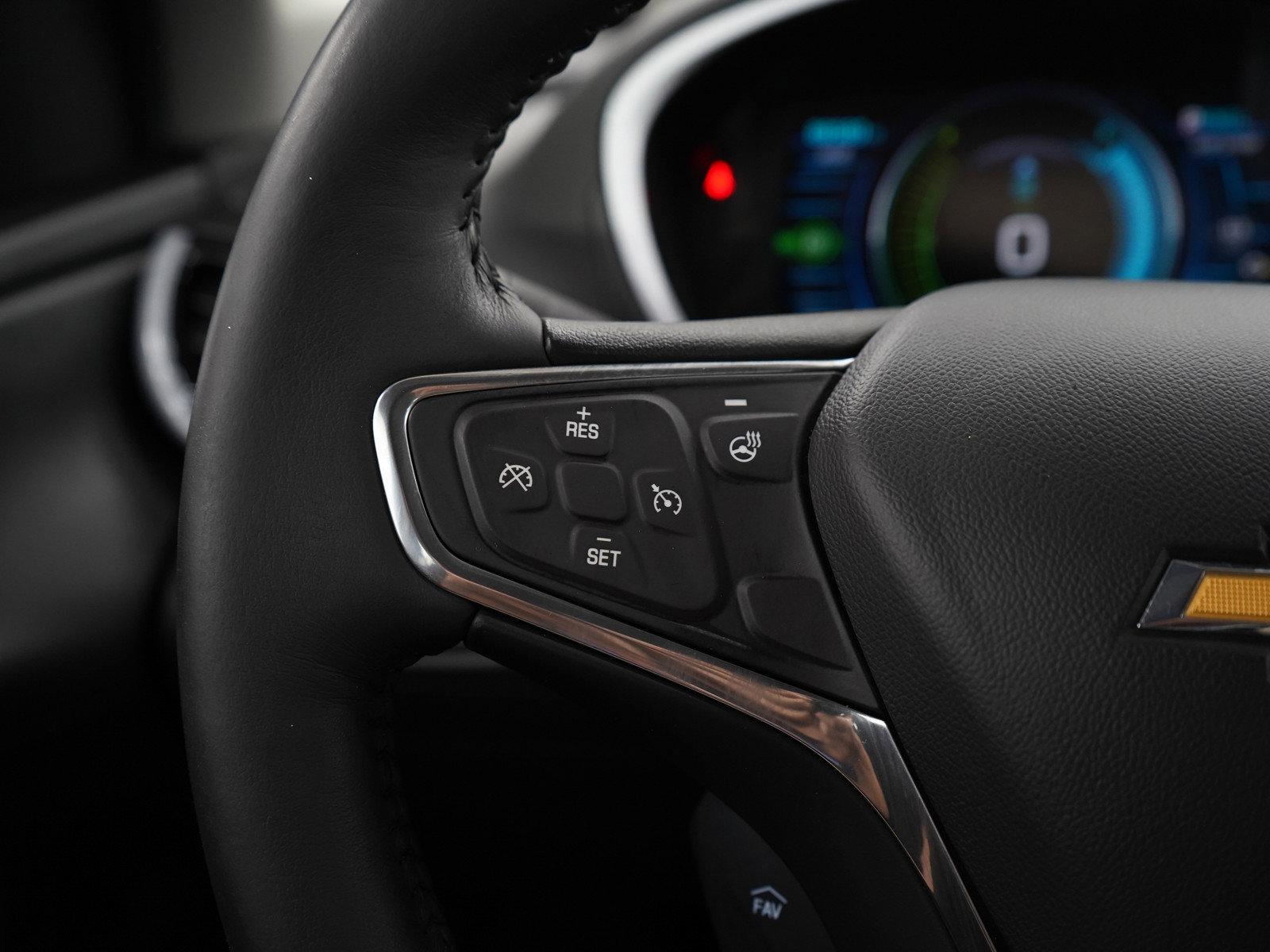 2017 Chevrolet Volt LT photo 22