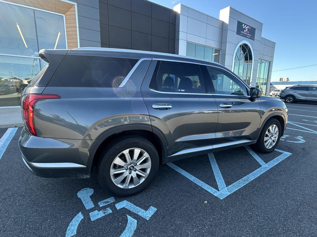 2025 Hyundai Palisade SEL photo 3