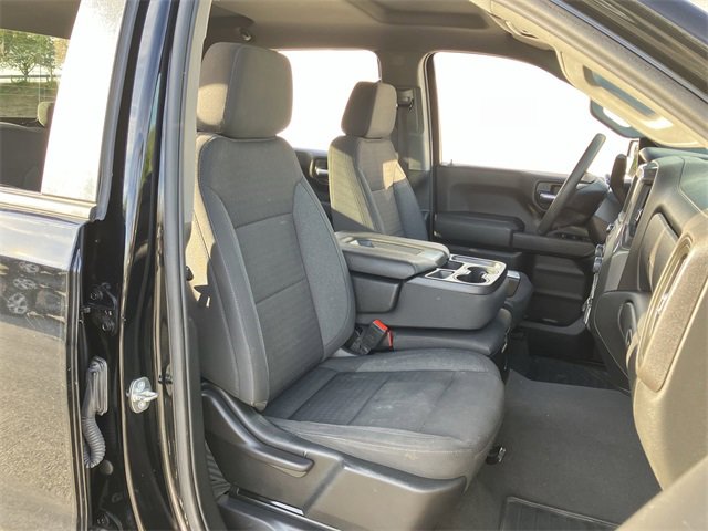 2023 Chevrolet Silverado 1500 Custom photo 17