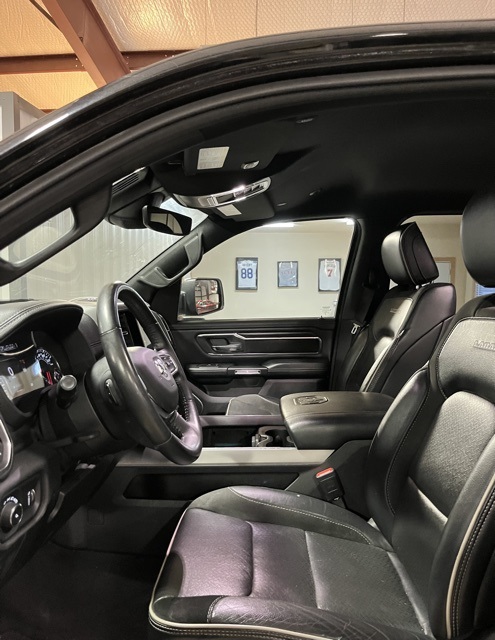2024 Ram 1500 Laramie photo 9