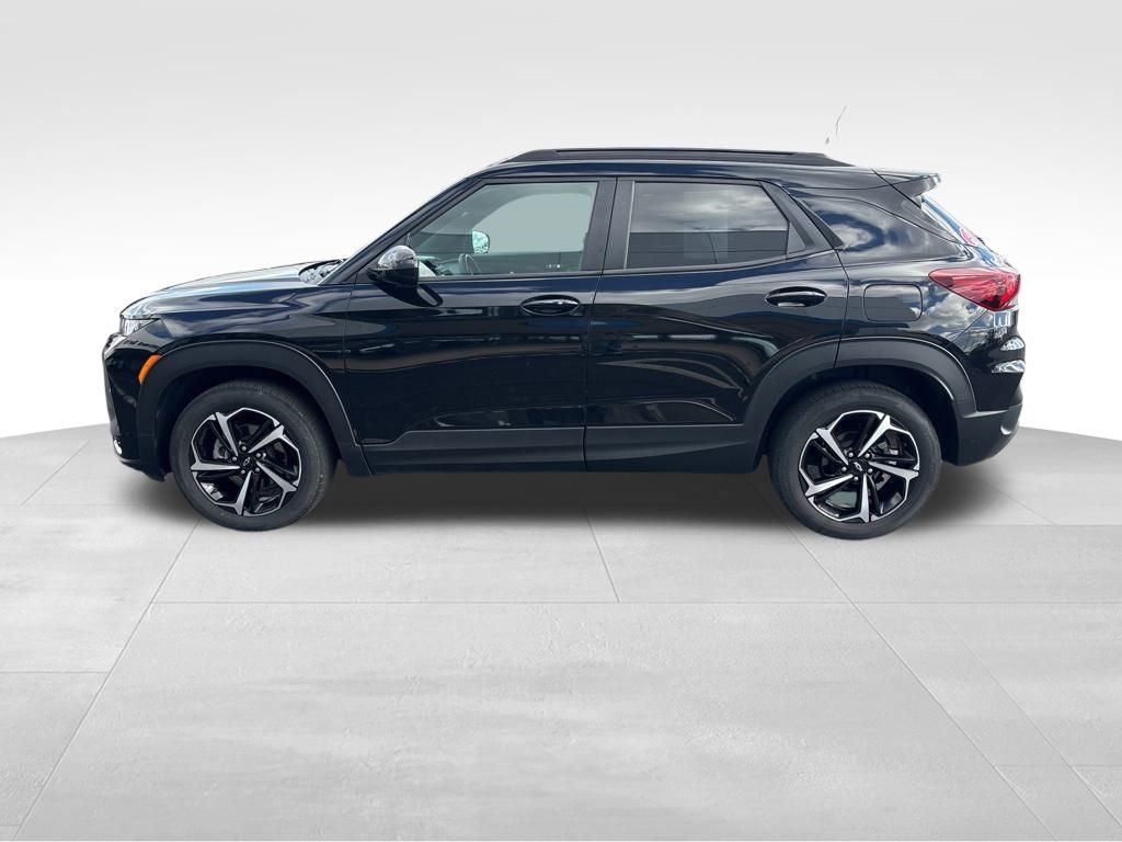 2022 Chevrolet Trailblazer RS photo 2