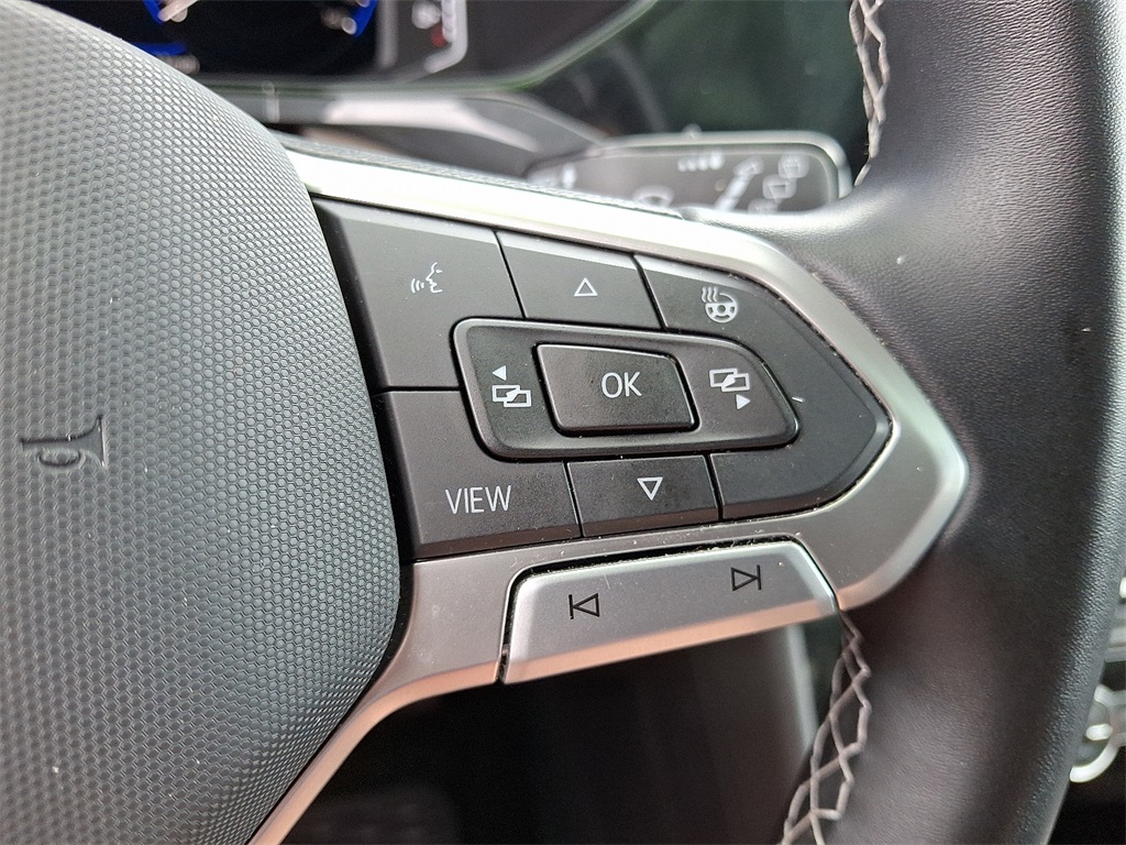 2022 Volkswagen Taos SEL photo 21