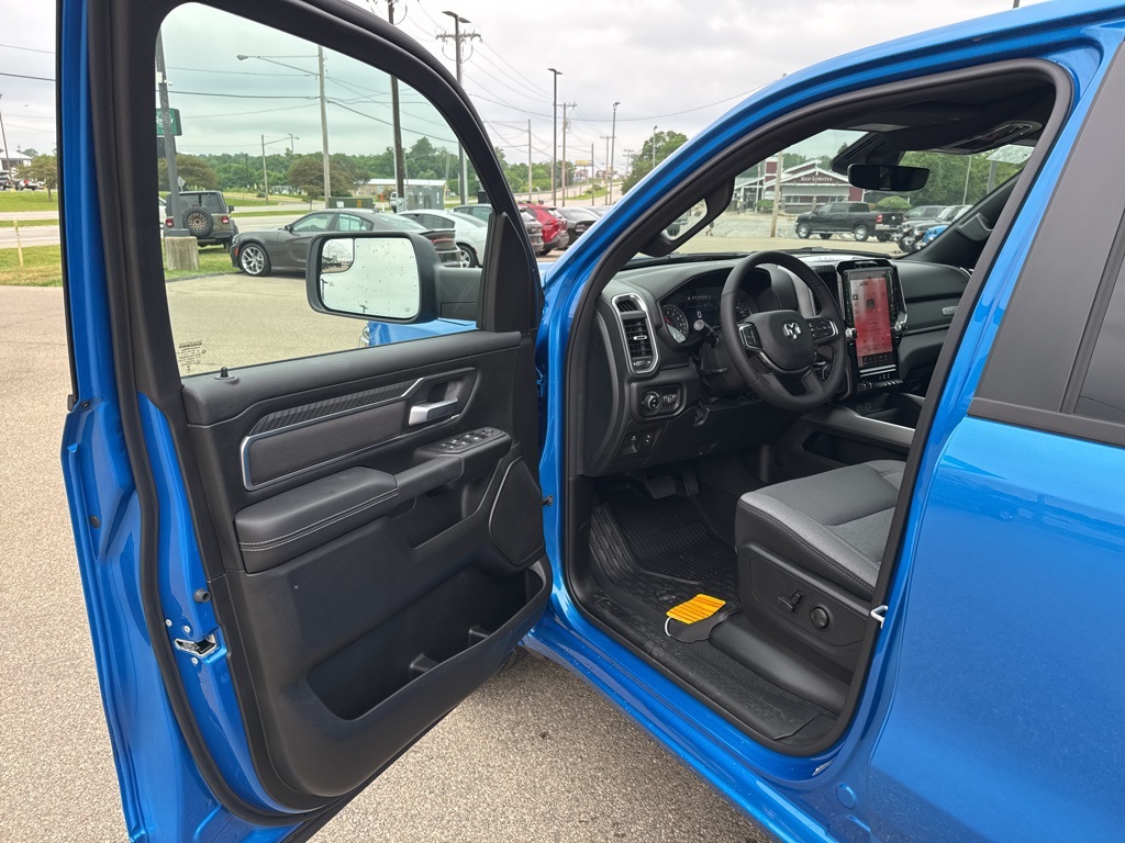 2025 Ram 1500 Big Horn Lone Star photo 13