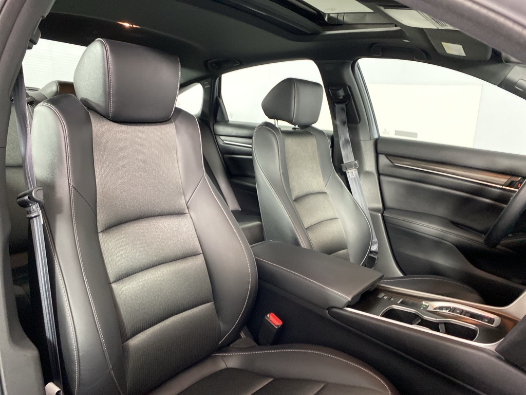 2022 Honda Accord Sport 2.0T photo 27
