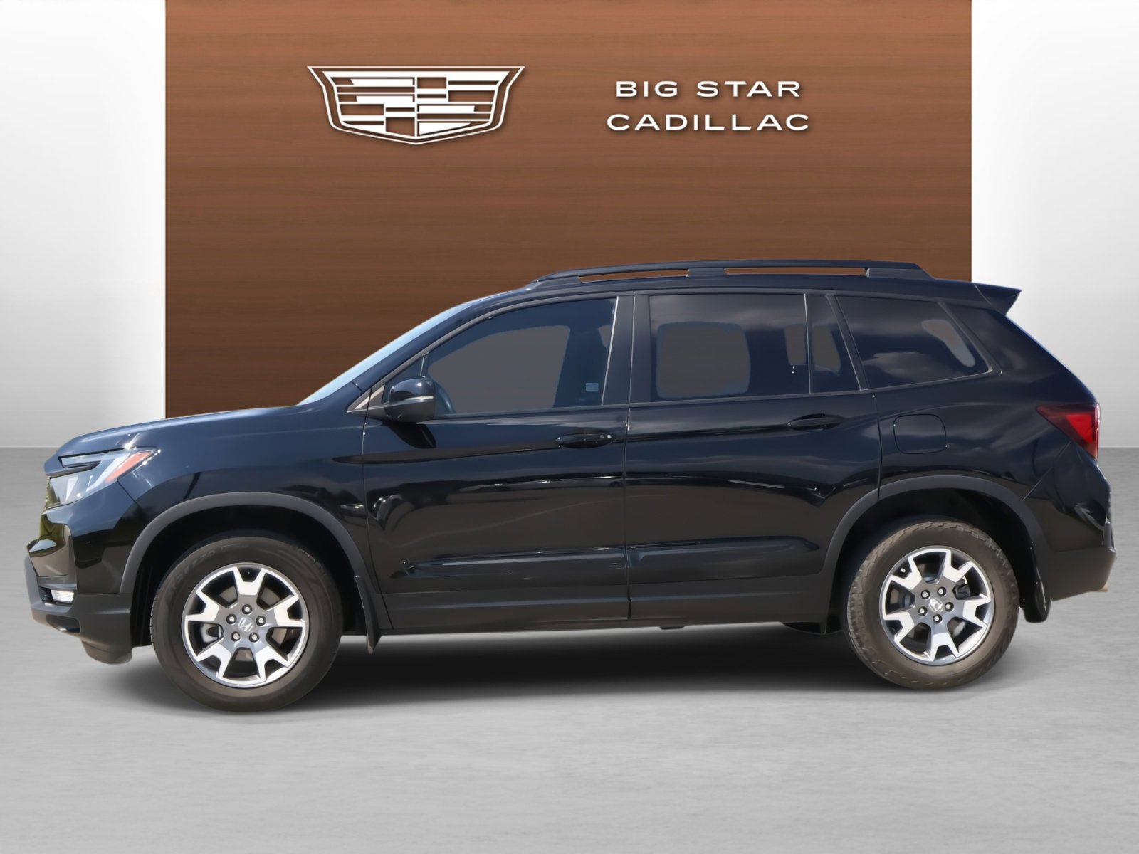 2022 Honda Passport TrailSport photo 2