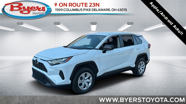 2024 Toyota RAV4 LE's photo