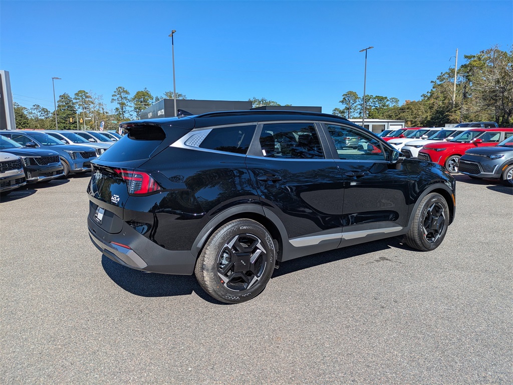 2026 Kia Sportage EX photo 3