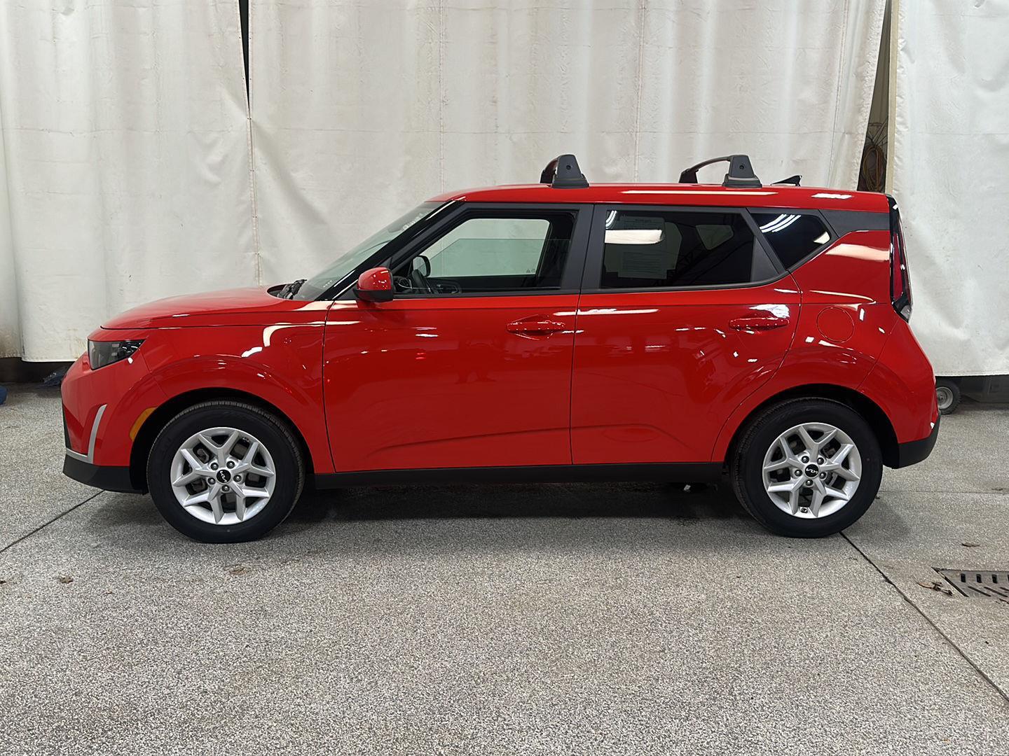 Used 2024 Kia Soul LX with VIN KNDJ23AU5R7221468 for sale in Waconia, Minnesota