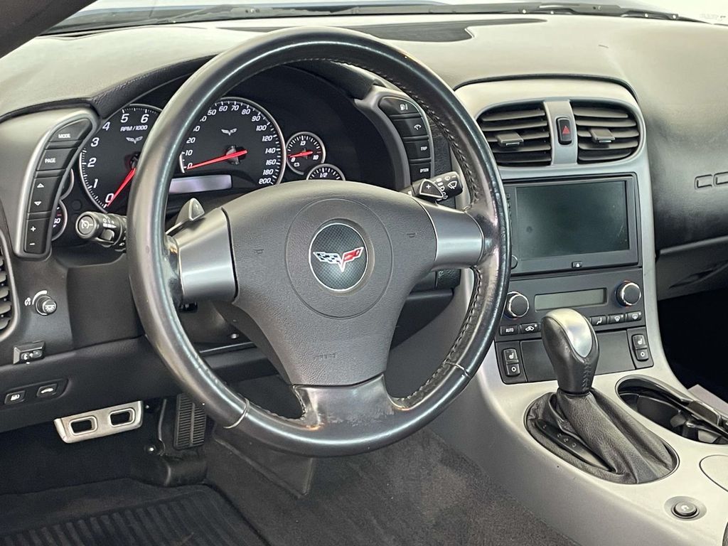 2006 Chevrolet Corvette Base photo 4