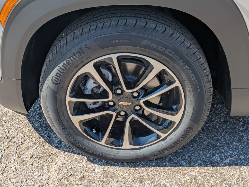 2026 Chevrolet Trailblazer LT photo 9