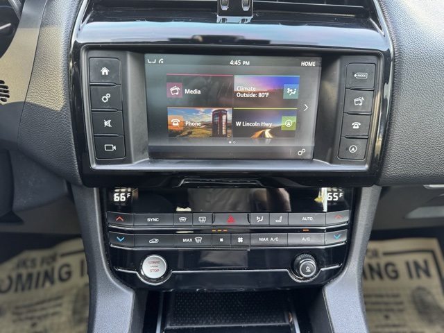 2018 Jaguar F-PACE Premium photo 26