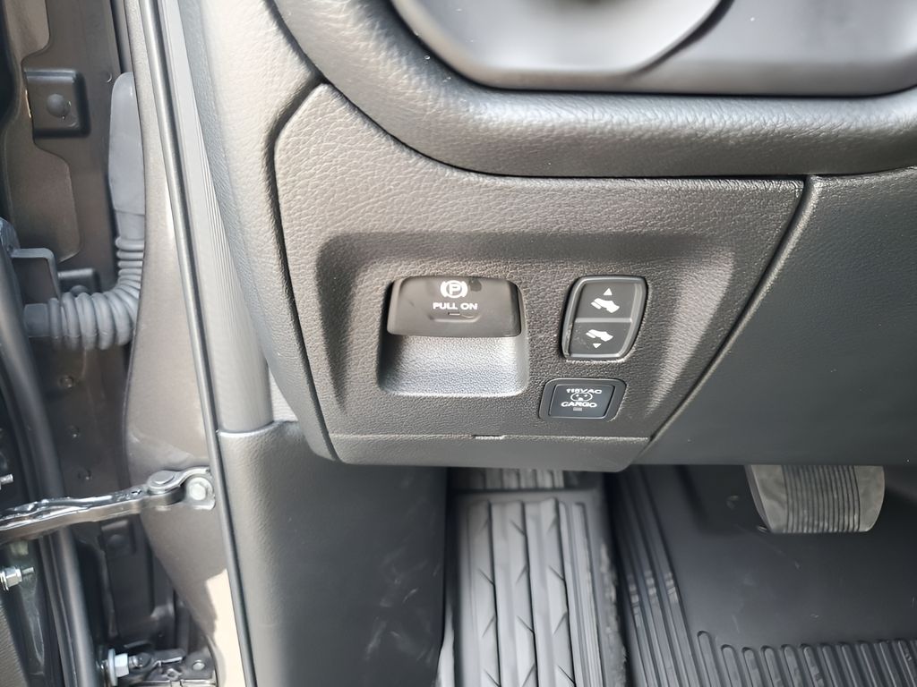2026 Ram 1500 Laramie photo 33