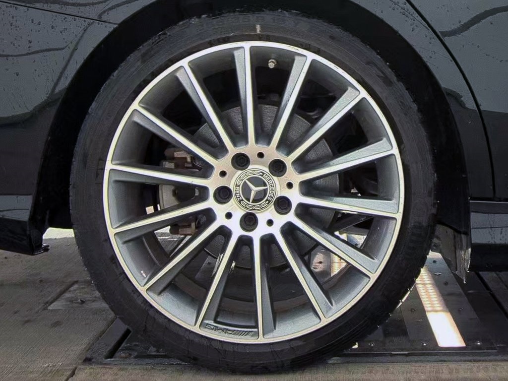 2019 Mercedes Benz C 300 photo 14