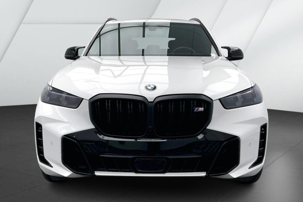2025 Bmw X7 M60i photo 2