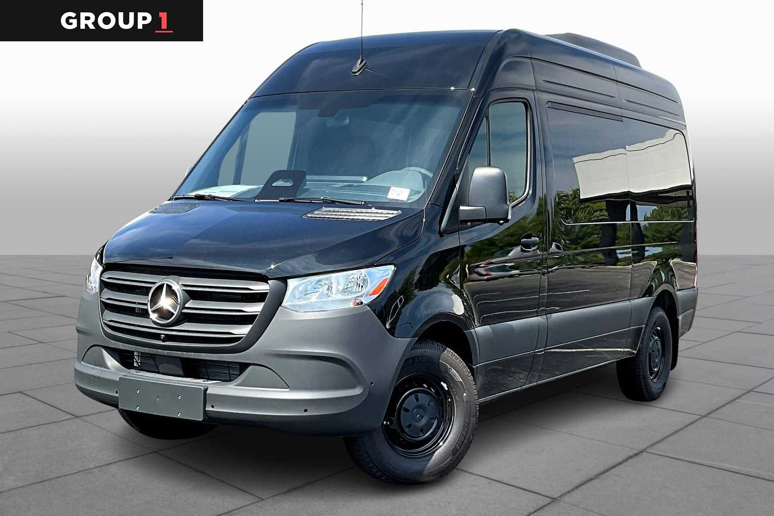 2024 Mercedes Benz Sprinter Cargo Van photo 4