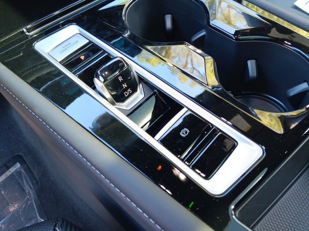 2025 Volkswagen Atlas Cross Sport SE Technology photo 22