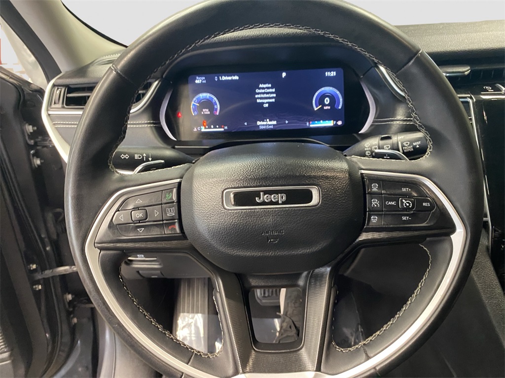 2023 Jeep Grand Cherokee Laredo photo 14