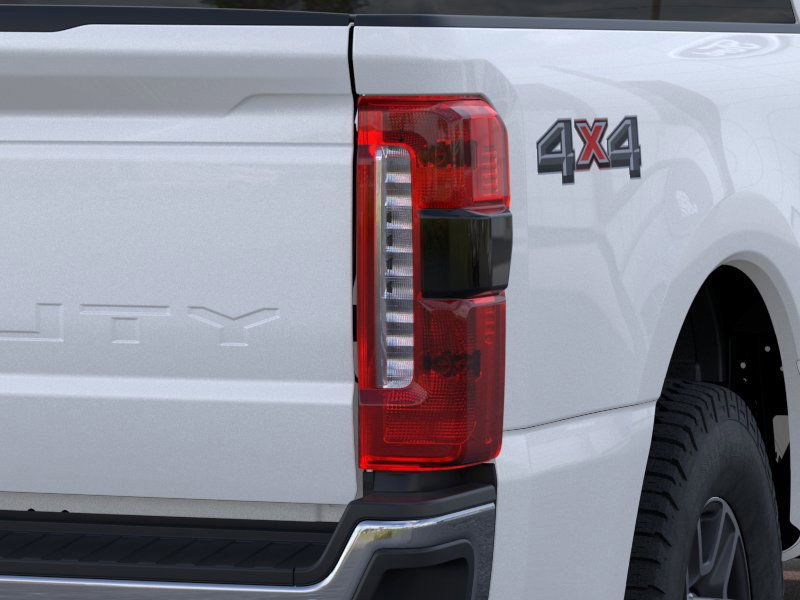 2025 Ford F-350 photo 22