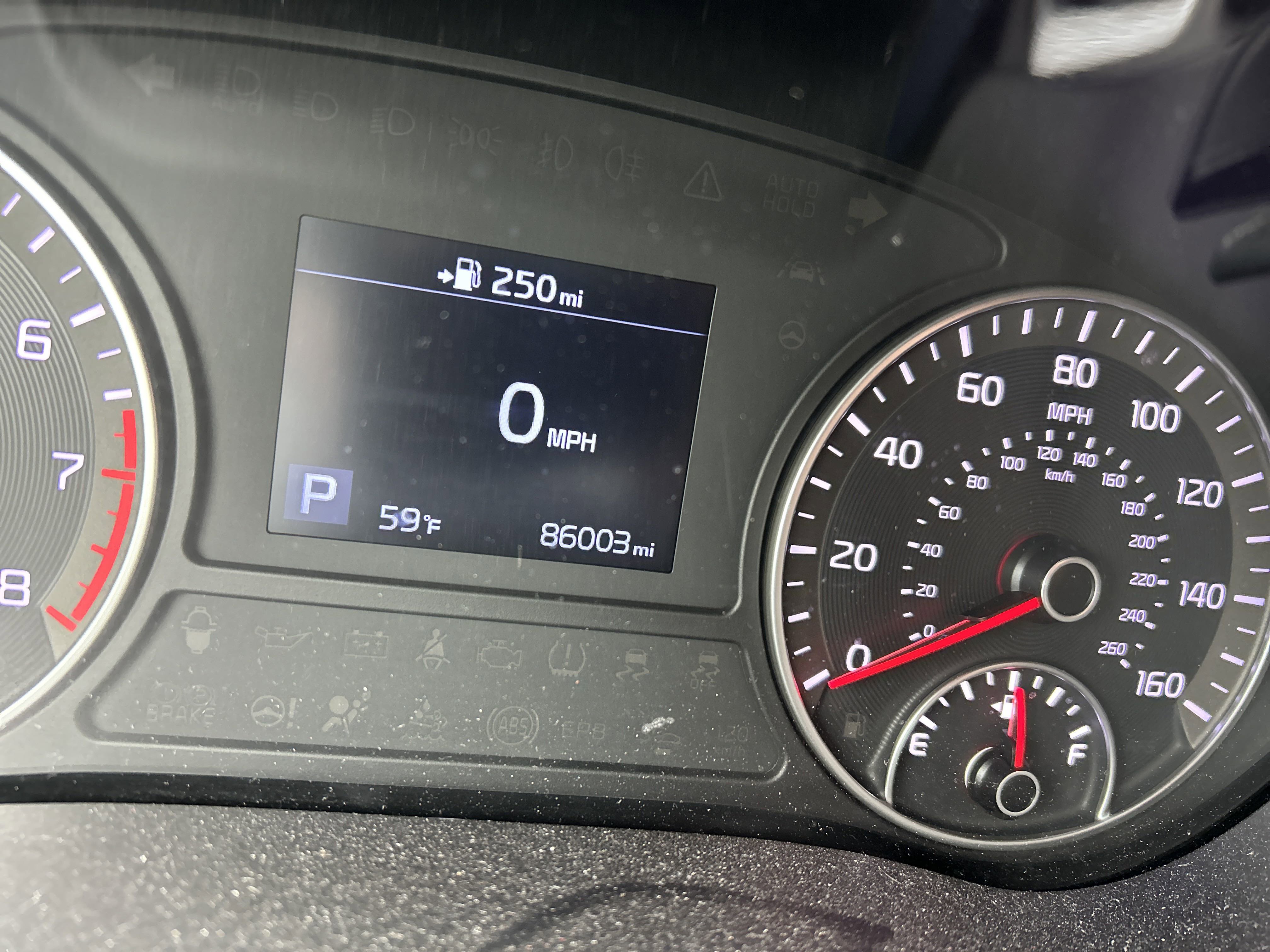2020 Kia Optima SE photo 2