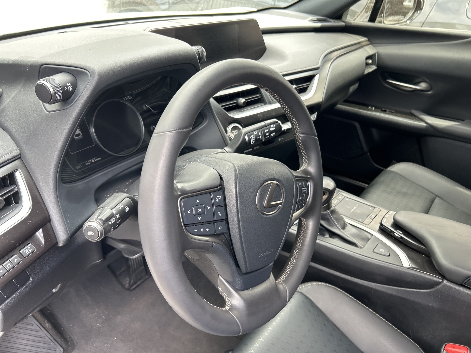 2022 Lexus UX 200 photo 7