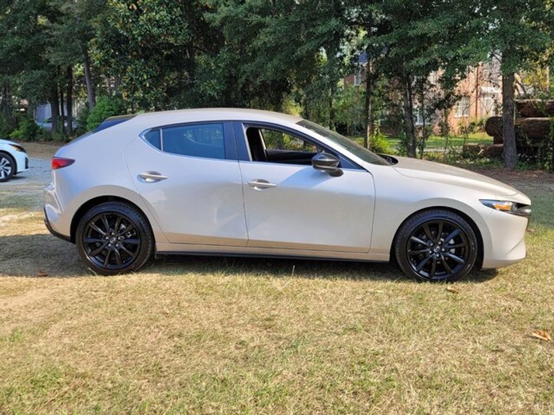 2024 Mazda Mazda3 Hatchback 2.5 Select Sport photo 11