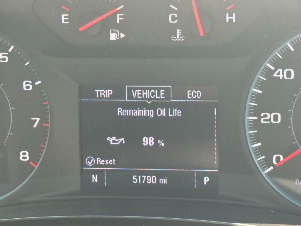 2023 Chevrolet Malibu 1LT photo 3
