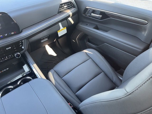 2025 Chevrolet Tahoe LT photo 14