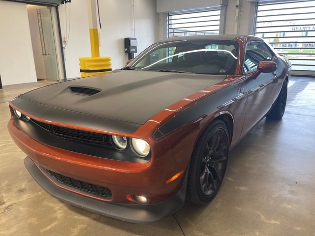 2020 Dodge Challenger R/T photo 2