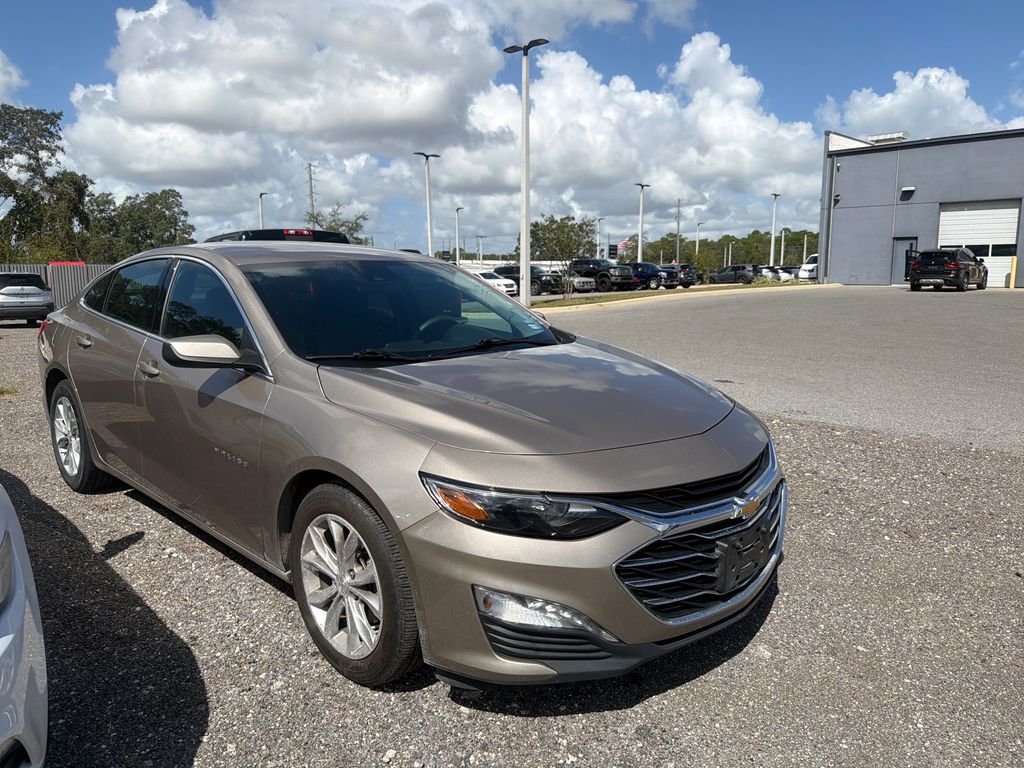 2024 Chevrolet Malibu 1LT photo 4