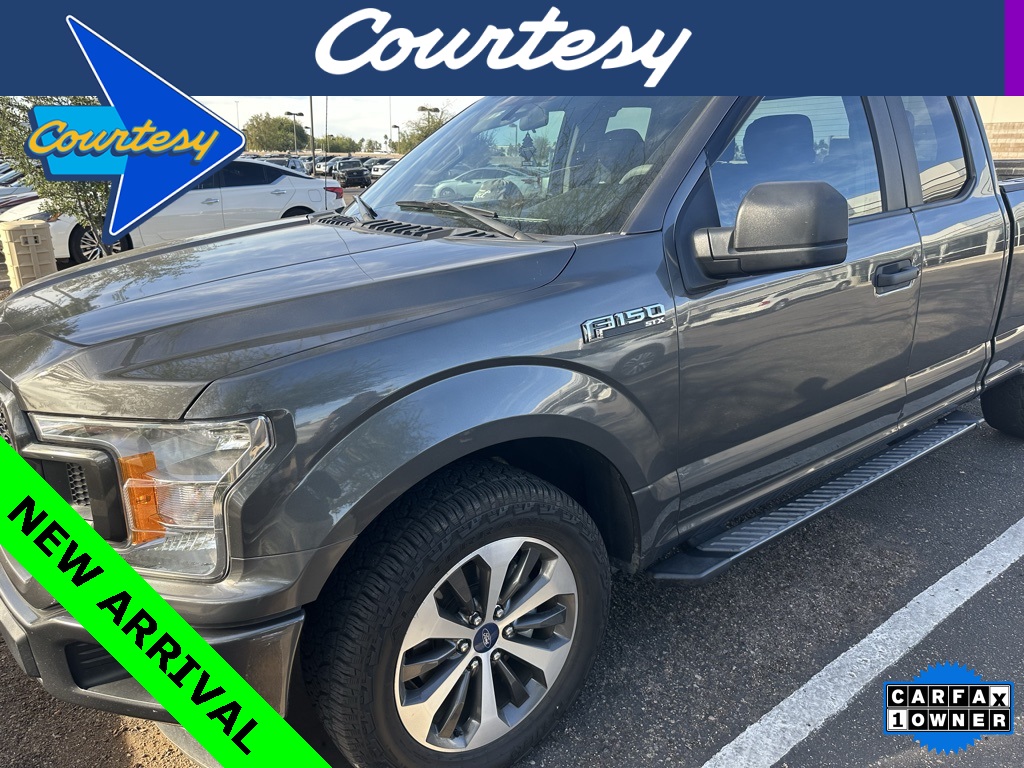 2020 Ford F-150 XL's photo