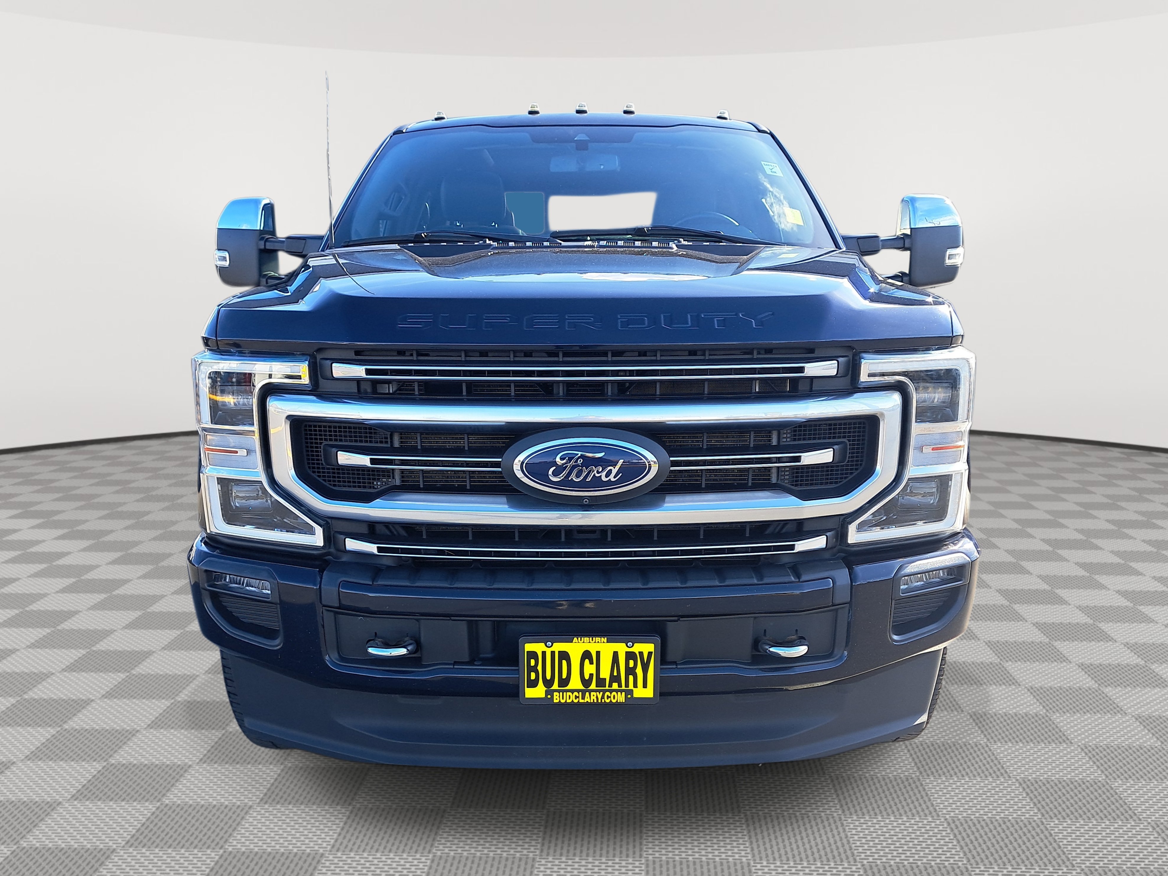 2022 Ford F-350 Platinum photo 2