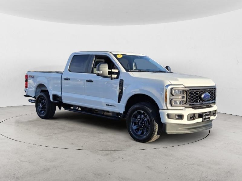 2025 Ford F-250 Super Duty XL's photo