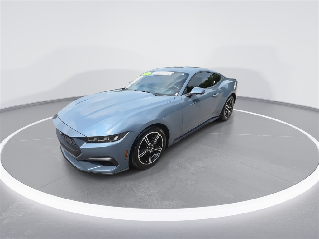 2024 Ford Mustang EcoBoost photo 4