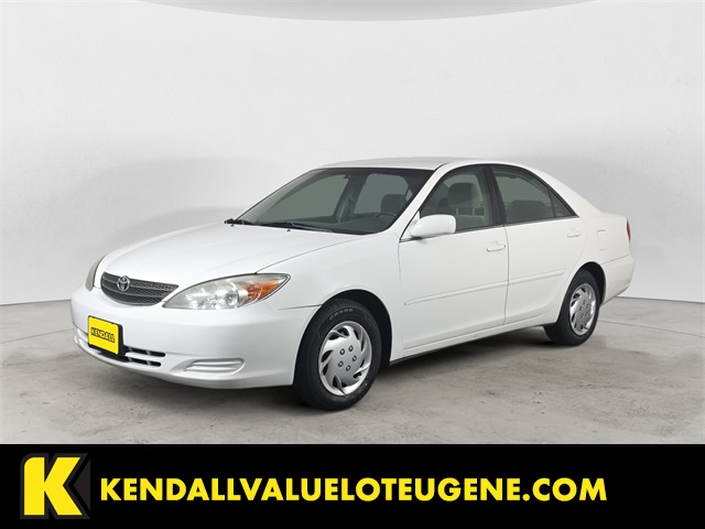 2004 Toyota Camry LE's photo