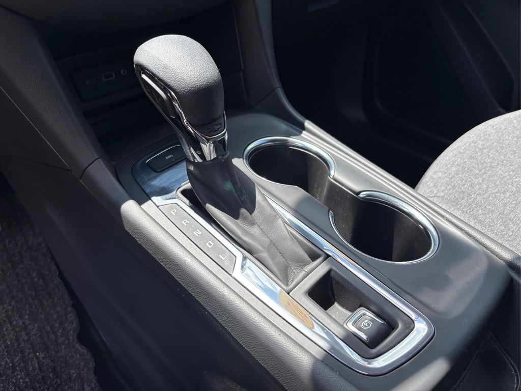 2023 Chevrolet Equinox LT photo 34