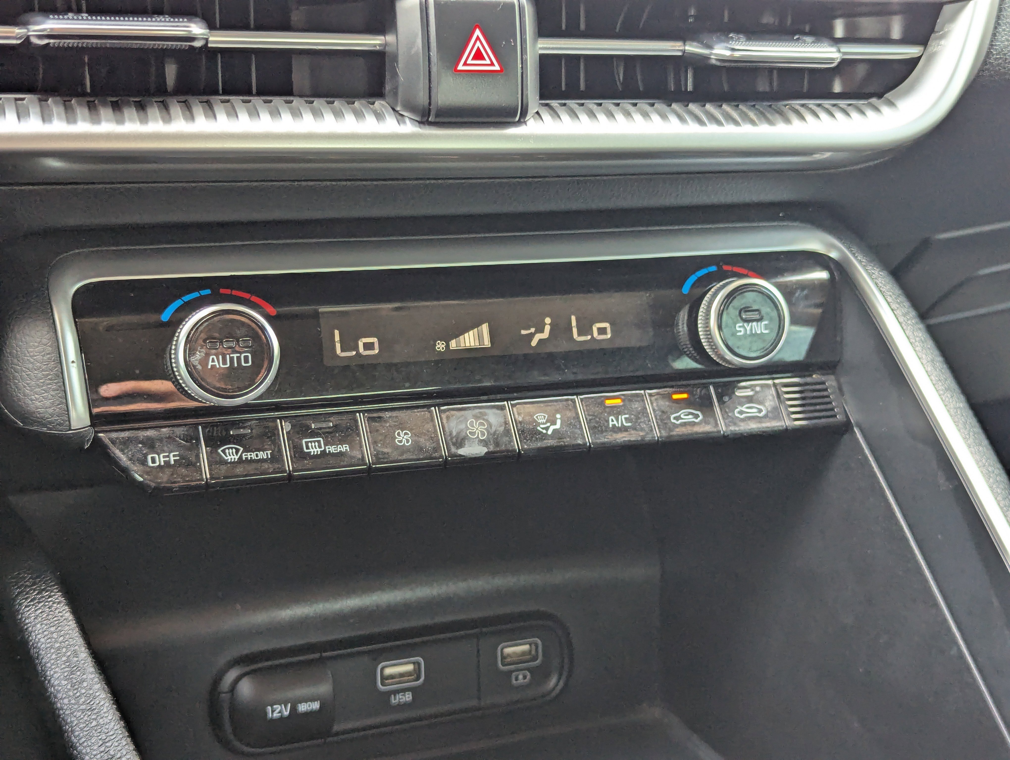 2022 Kia K5 LXS photo 5